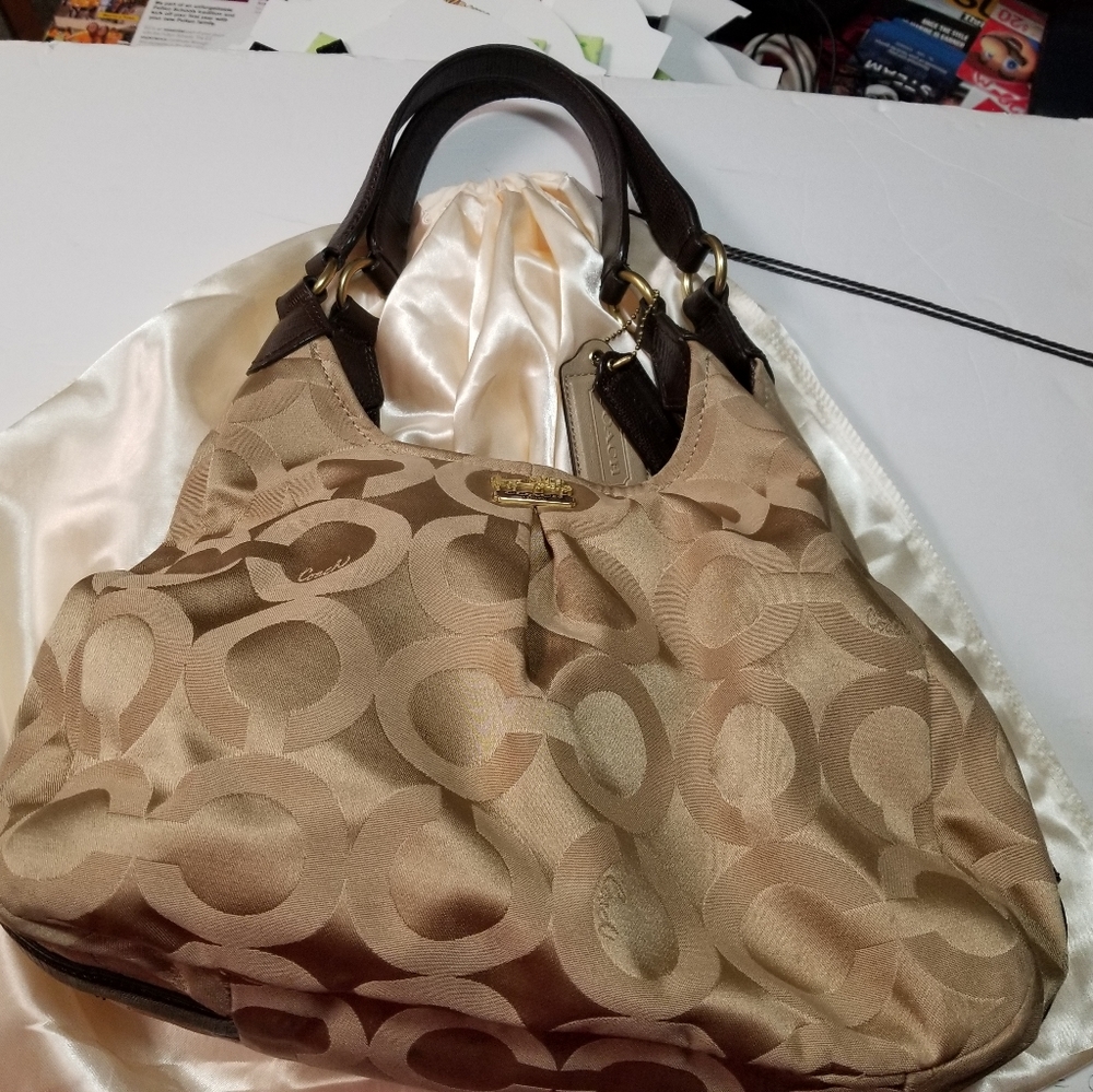 Coach Light Khaki Papaya Op Art Madison Maggie Bag